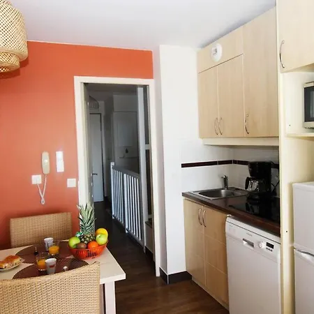 Apartment Renoir 2 Etoiles Yourhosthelper