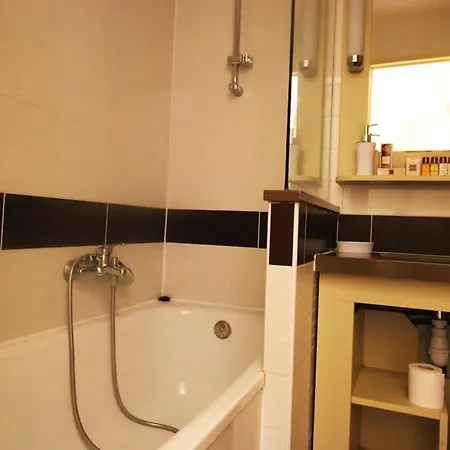 Apartment Renoir 2 Etoiles Yourhosthelper Cannes